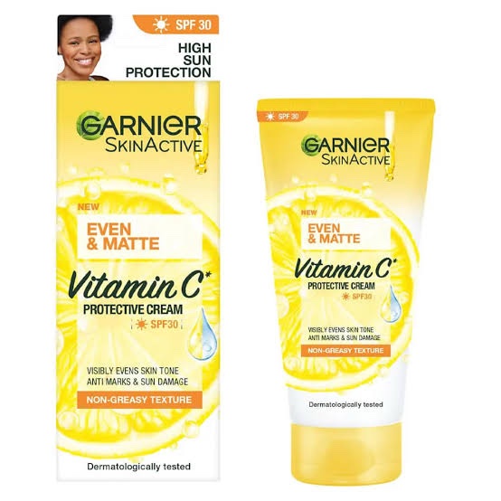 Garnier Even & Matte Vitamin C Cream SPF 30